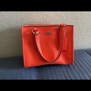 COACH cross grain leather crosby carryall 21